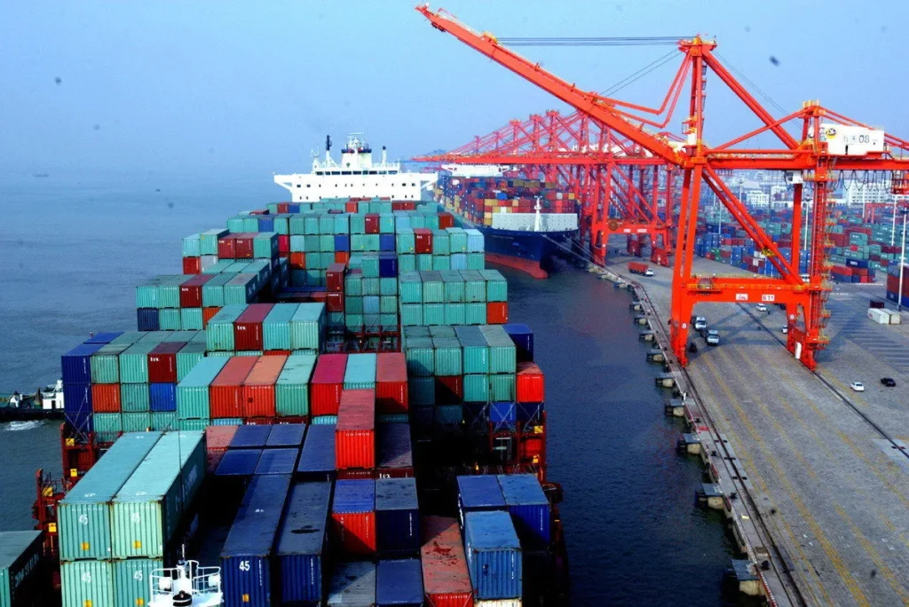 Shipping Companies from China to Greece